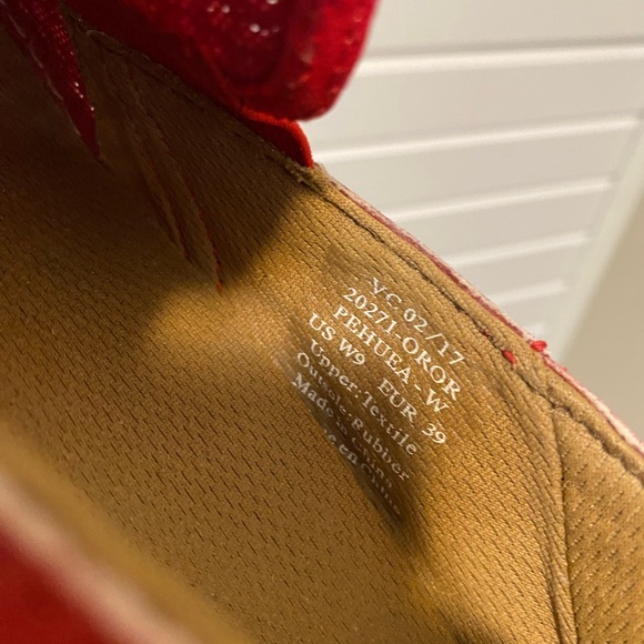 OluKai Womens size 9 - Picture 4 of 5